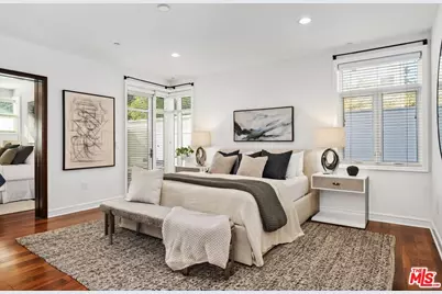 447 N Doheny Dr #102, Beverly Hills, CA 90210 - Photo 17