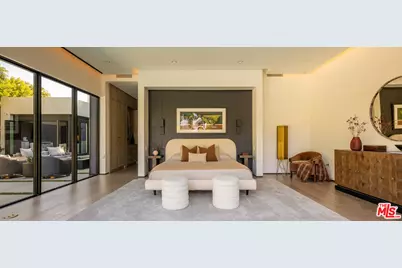 7139 Macapa Dr, Los Angeles, CA 90068 - Photo 19
