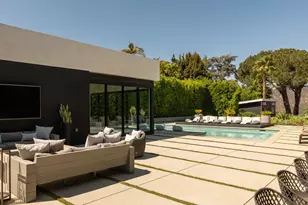 7139 Macapa Dr, Los Angeles, CA 90068 - Photo 25