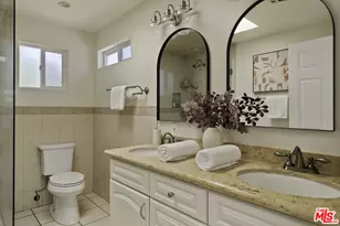 8137 Regis Way, Los Angeles, CA 90045 - Photo 19
