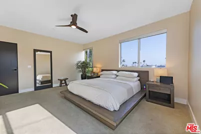 1345 Havenhurst Dr #15, West Hollywood, CA 90046 - Photo 19
