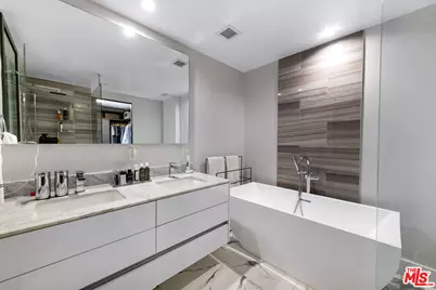 1345 Havenhurst Dr #15, West Hollywood, CA 90046 - Photo 23