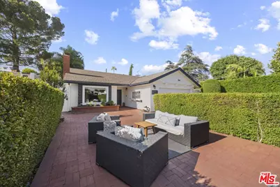 11139 Hortense St, North Hollywood, CA 91602 - Photo 3