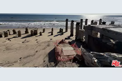 19216 Pacific Coast Hwy, Malibu, CA 90265 - Photo 3