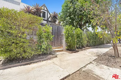 4326 Gateway Ave, Los Angeles, CA 90029 - Photo 3