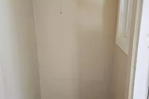 1129 E 71st St, Los Angeles, CA 90001 - Photo 9