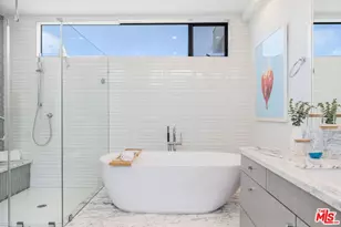 1724 Pine St, Santa Monica, CA 90405 - Photo 33