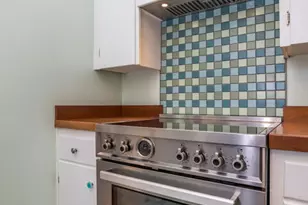 5383 Village Green, Los Angeles, CA 90016 - Photo 9