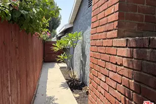 22115 Hart St, Canoga Park, CA 91303 - Photo 31