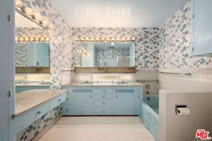 5604 Heatherdale Dr, Los Angeles, CA 90043 - Photo 23