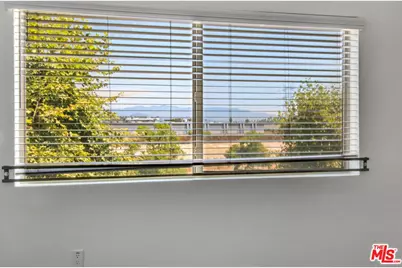 2974 Ripple Pl #203, Los Angeles, CA 90039 - Photo 11