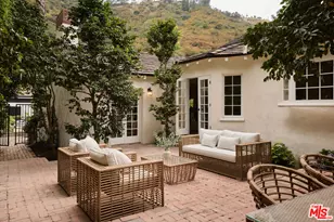1654 N Beverly Dr, Beverly Hills, CA 90210 - Photo 15
