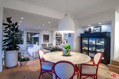 1904 N Crescent Heights Blvd, Los Angeles, CA 90069 - Photo 17