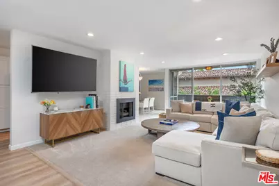 809 S Bundy Dr #205, Los Angeles, CA 90049 - Photo 1