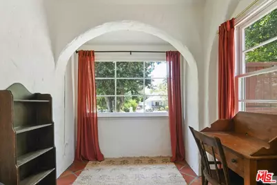 831 E Rio Grande St, Pasadena, CA 91104 - Photo 17