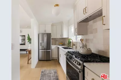 2250 Fernleaf St, Los Angeles, CA 90031 - Photo 9