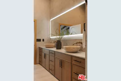 2474 Silver Ridge Ave, Los Angeles, CA 90039 - Photo 35