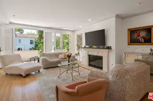 121 N Almont Dr, Beverly Hills, CA 90211 - Photo 9