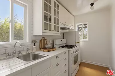 1022 Hyperion Ave, Los Angeles, CA 90029 - Photo 31