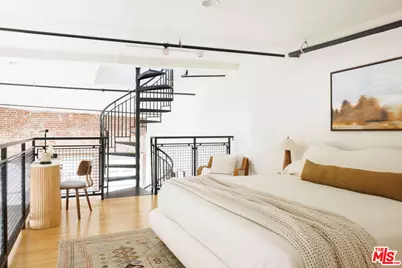 253 S Broadway #504, Los Angeles, CA 90012 - Photo 27