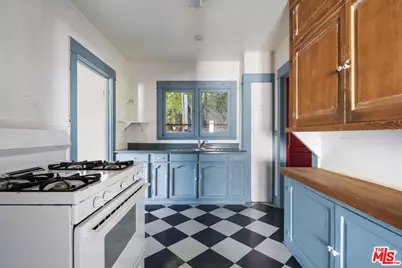 1627 Fargo St, Los Angeles, CA 90026 - Photo 11