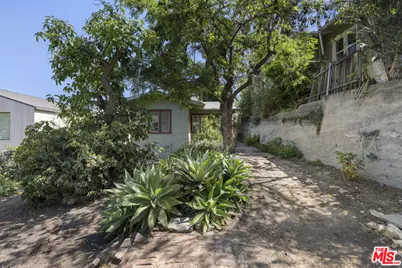 1627 Fargo St, Los Angeles, CA 90026 - Photo 25