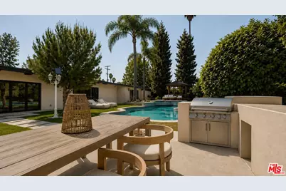5576 El Canon Ave, Woodland Hills, CA 91367 - Photo 51