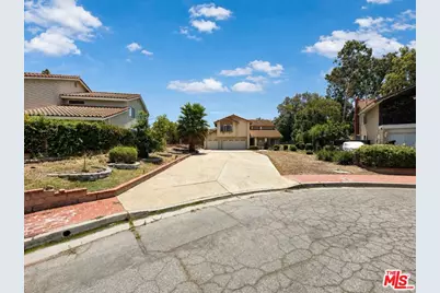 110 Horseshoe Cir, West Covina, CA 91791 - Photo 5