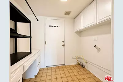 110 Horseshoe Cir, West Covina, CA 91791 - Photo 17