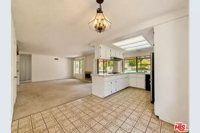 110 Horseshoe Cir, West Covina, CA 91791 - Photo 11