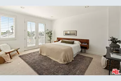 11982 Mayfield Ave #D, Los Angeles, CA 90049 - Photo 29