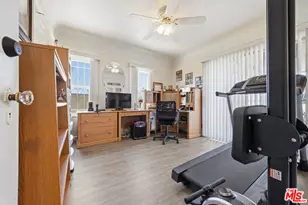 2430 W 77th St, Inglewood, CA 90305 - Photo 15