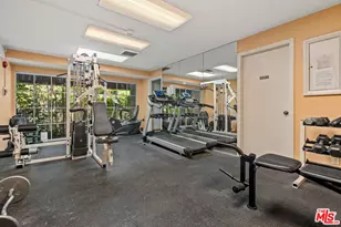 1375 Kelton Ave, Los Angeles, CA 90024 - Photo 25