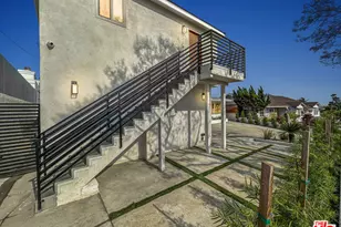 5810 S Halm Ave, Los Angeles, CA 90056 - Photo 37