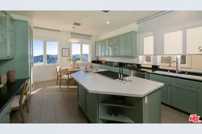 16658 Calle Brittany, Pacific Palisades, CA 90272 - Photo 1