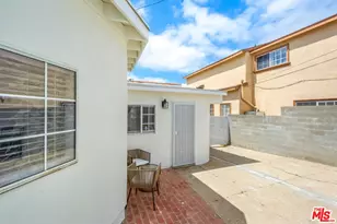 4137 W 58th Pl, Los Angeles, CA 90043 - Photo 23