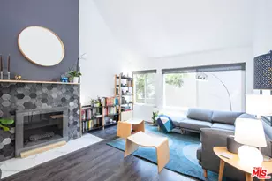 950 N Kings Rd, West Hollywood, CA 90069 - Photo 3