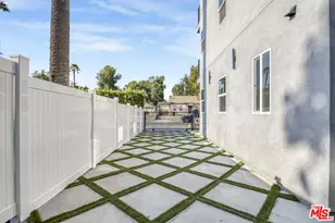 10826 Hesby St, North Hollywood, CA 91601 - Photo 41