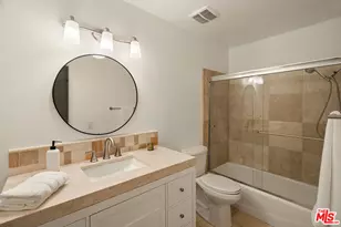 621 S Barrington Ave, Los Angeles, CA 90049 - Photo 21