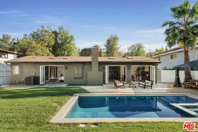 22649 Mulholland Dr, Woodland Hills, CA 91364 - Photo 53