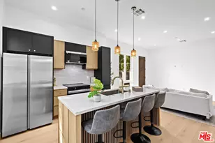 2324 S Dunsmuir Ave, Los Angeles, CA 90016 - Photo 45