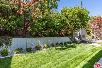 1535 Carla Rdg, Beverly Hills, CA 90210 - Photo 13
