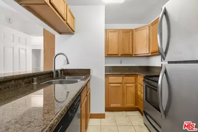 1440 Veteran Ave #407, Los Angeles, CA 90024 - Photo 5