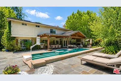 16201 Meadowcrest Rd, Sherman Oaks, CA 91403 - Photo 53