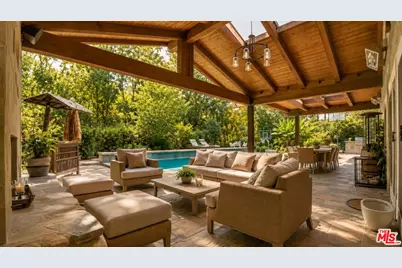 16201 Meadowcrest Rd, Sherman Oaks, CA 91403 - Photo 55