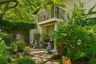 16201 Meadowcrest Rd, Sherman Oaks, CA 91403 - Photo 71