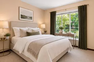 16201 Meadowcrest Rd, Sherman Oaks, CA 91403 - Photo 51
