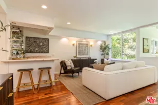 10315 Clusterberry Ct, Los Angeles, CA 90077 - Photo 17