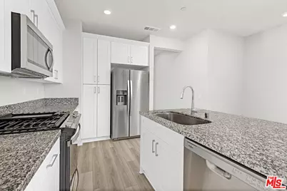 220 Lockhart Way, West Covina, CA 91790 - Photo 9