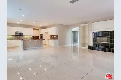 11563 Trailway Dr, Riverside, CA 92505 - Photo 9